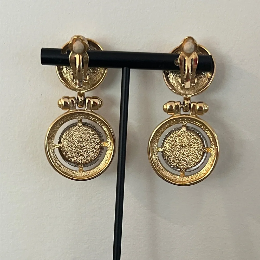 N/A elegant drop